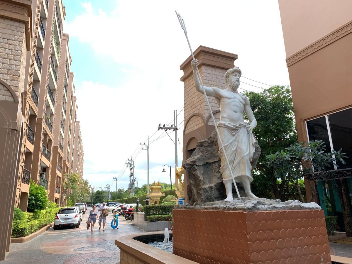 Atlantis Condo Resort Haat Jomtien Eksteriør bilde
