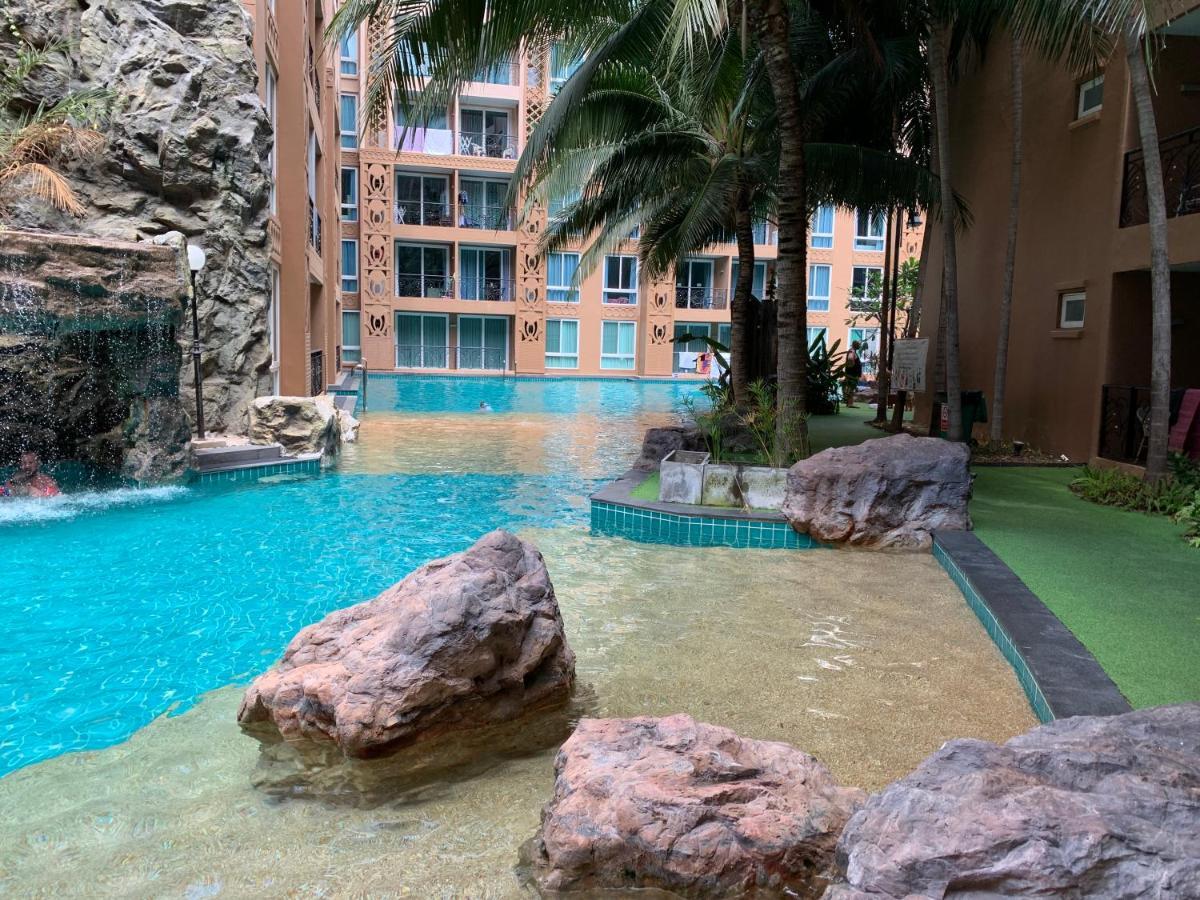 Atlantis Condo Resort Haat Jomtien Eksteriør bilde