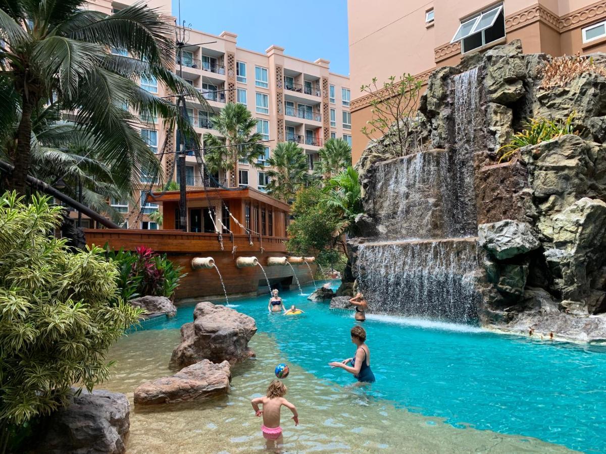 Atlantis Condo Resort Haat Jomtien Eksteriør bilde