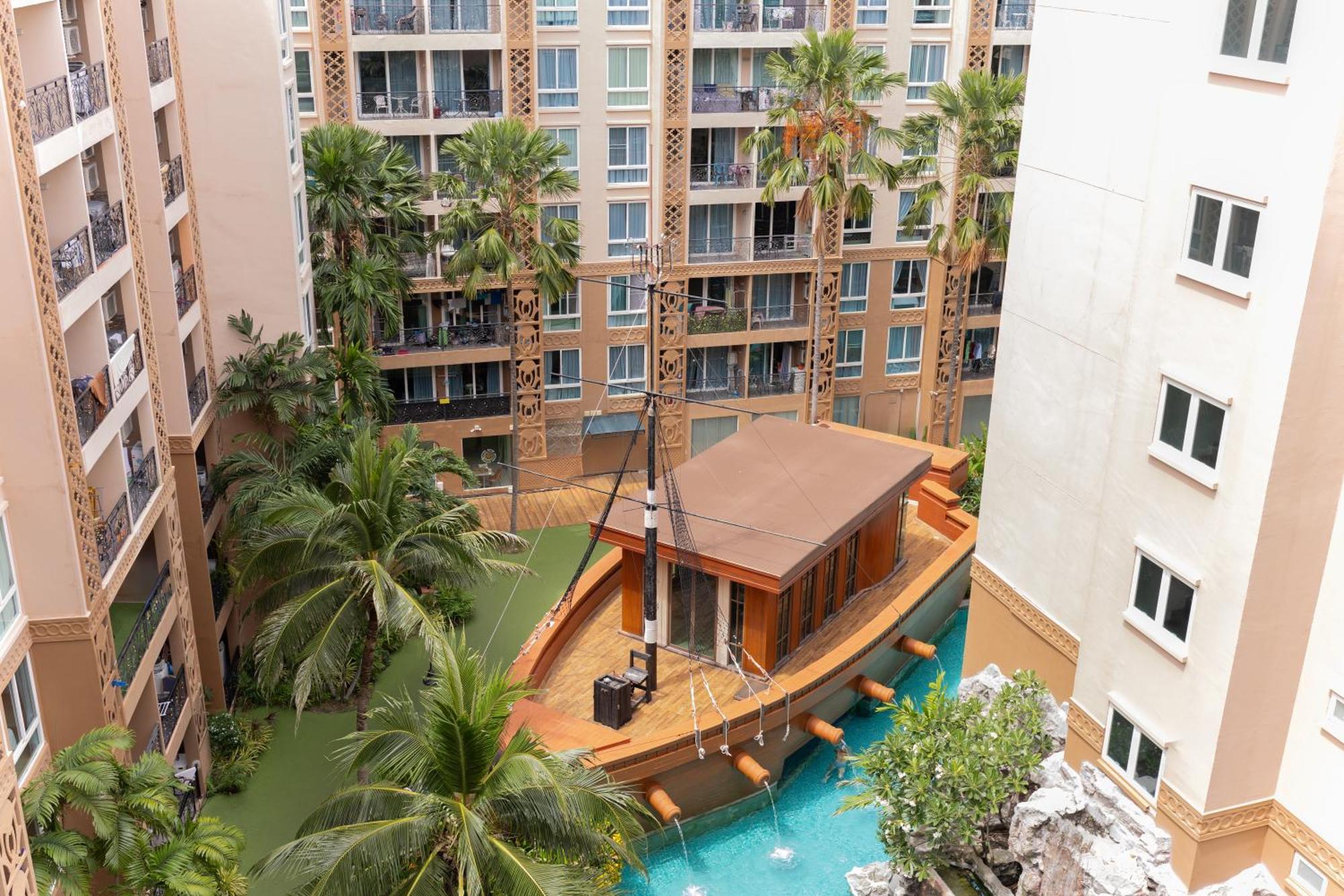 Atlantis Condo Resort Haat Jomtien Eksteriør bilde